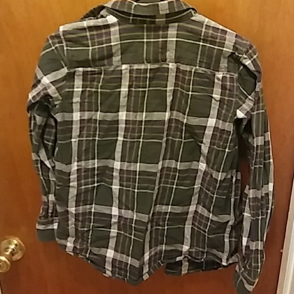 Junior Aeropostale Plaid Long-Sleeve Button up 💜 - Picture 3 of 4